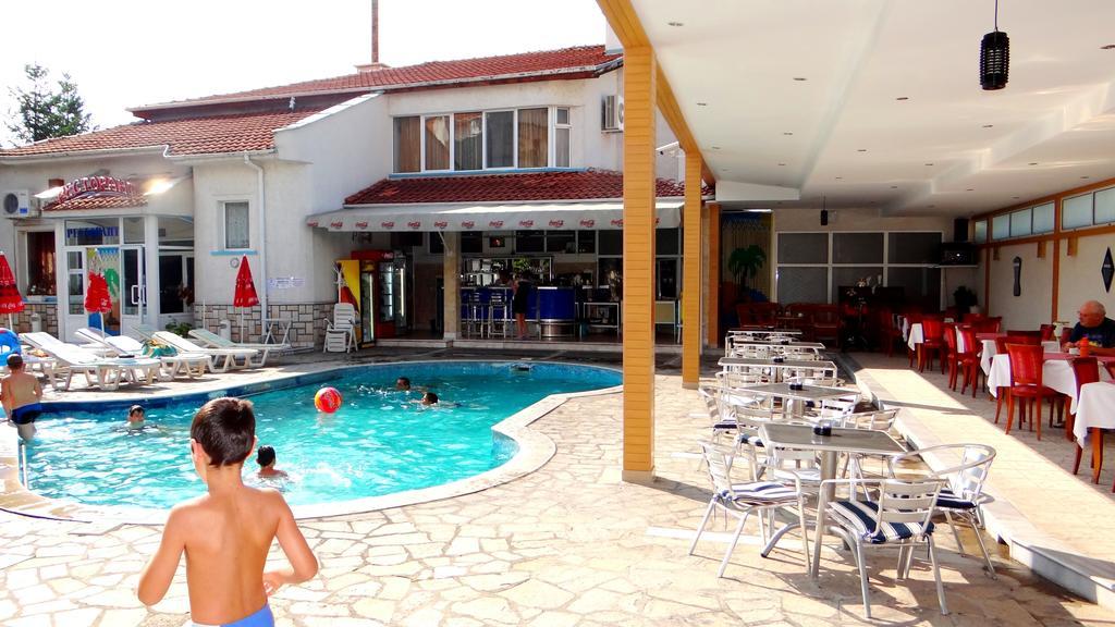 Markita Hotell Velingrad Eksteriør bilde